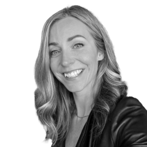 Head shot of Angela Holowaychuk Managing Director, Operations & Strategy